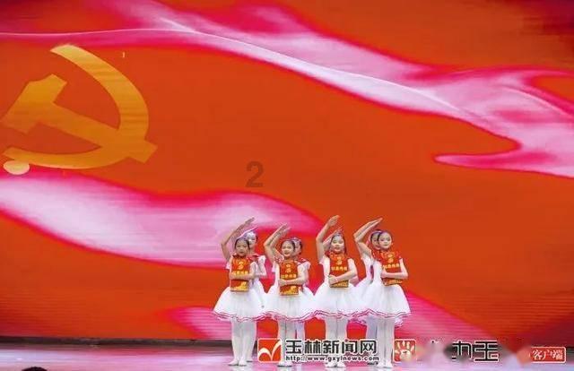 敏捷的白球