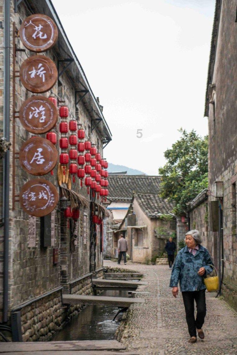 聚力突破重点难点 抓实抓细各项工作 确保全国文明城市创建工作高质量推进